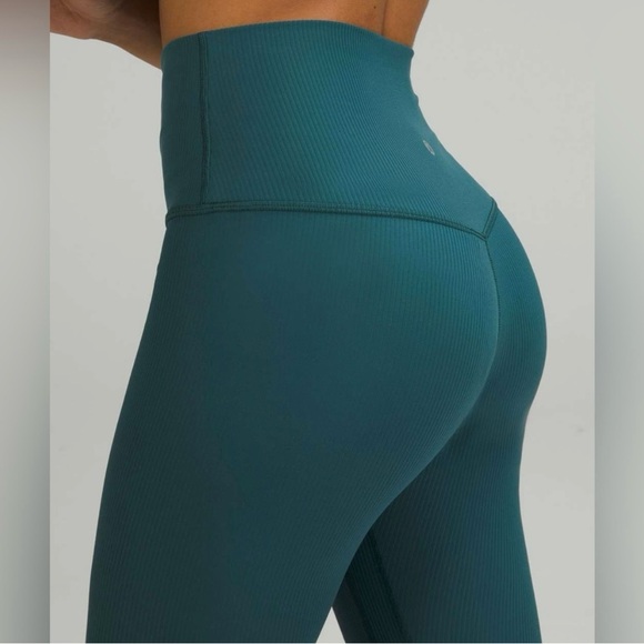 Lululemon Align Ribbed High Rise Crop 23” - Picture 3 of 12